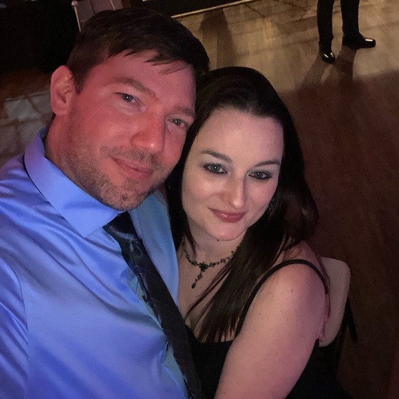 Meet your Posher, Lisa - Picture 1 of 1